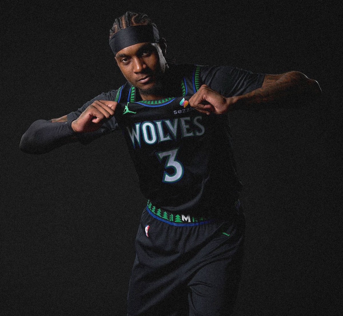 WolvesBackNBA's tweet photo. 3 days until training camp.

#WolvesBack🔜 https://t.co/4VyIzPhdJZ