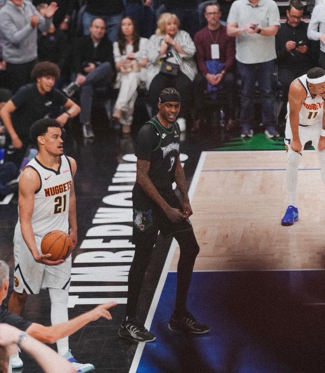 WolvesBackNBA's tweet photo. 3 days until training camp.

#WolvesBack🔜 https://t.co/4VyIzPhdJZ
