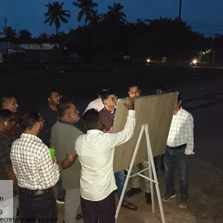 PWD_Odisha's tweet photo. Major infrastructure boost underway for Berhampur! 

Works Secretary, Odisha, Sri Sanjay Kumar Singh, IAS, recently conducted a site visit to review the Berhampur Ring Road project in Ganjam district. 
🔹 Leadership On-Site: Key R&B officers along with the CCE Southern Circle, SE Ganjam, and field engineers were present to monitor progress.   
🔹 Directive: Clear instructions issued to mobilize extra manpower, machinery, and resources to accelerate work without compromising on quality.  
🔹Target Completion: End of March 2027.  

Better connectivity and smoother transit for Berhampur are on the horizon!
@PrithivirajBJP