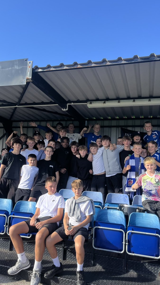 PenybontFC_'s tweet photo. 𝑨𝒕𝒕𝒆𝒏𝒅𝒂𝒏𝒄𝒆 𝑹𝒆𝒄𝒐𝒓𝒅 🟰 𝑺𝑴𝑨𝑺𝑯𝑬𝑫

2️⃣6️⃣6️⃣6️⃣ of you showed up for today’s Big Bont Bash as we ran out 2-1 winners over @airbusukfc.

This figure more than doubles our previous record for a Bont Cymru Premier fixture here at the Dragonbet Stadium.

The atmosphere was electric and your support was incredible 👏

Thank you for showing up and supporting us on this fine afternoon💙 

#WeArePenybont