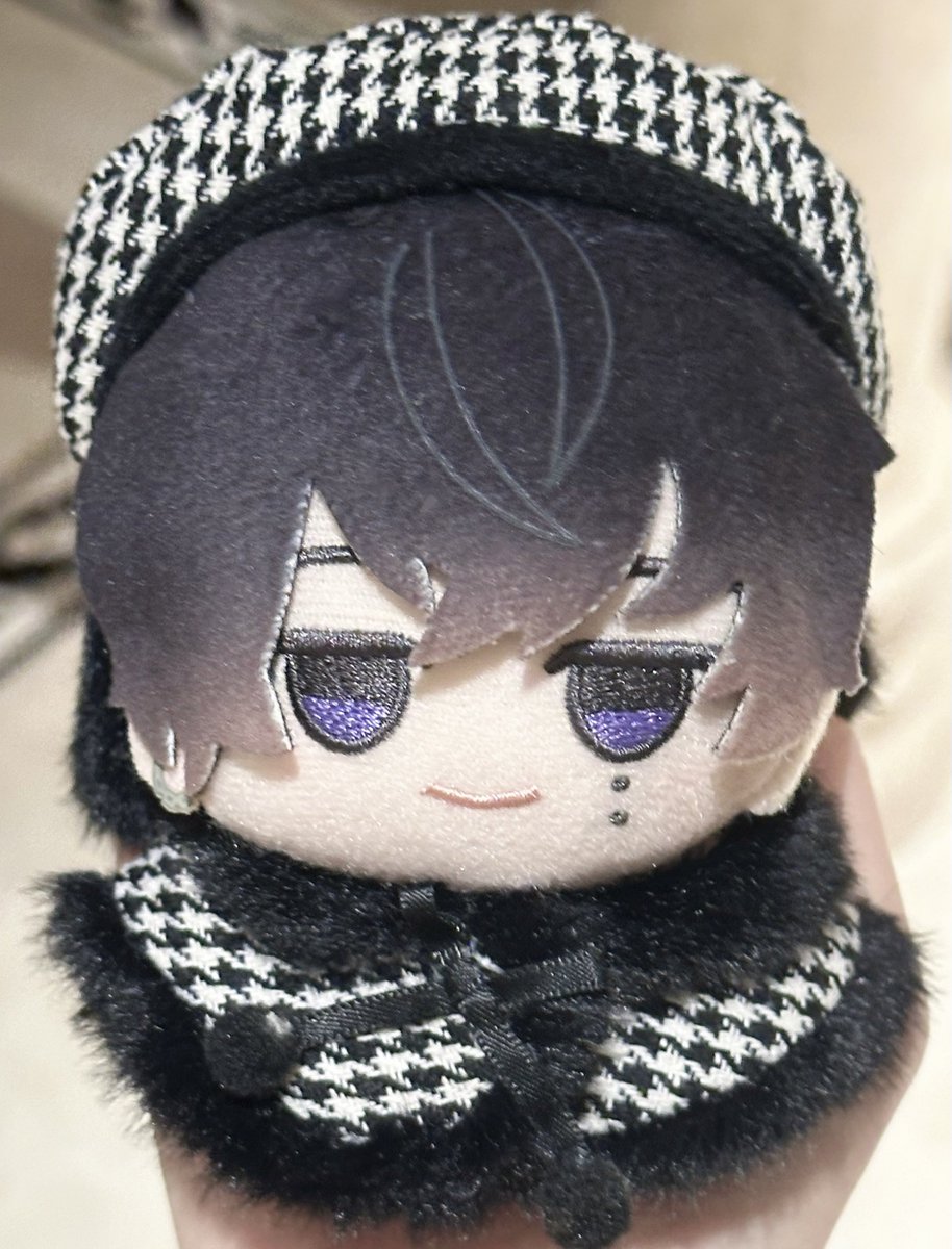ruur22_n's tweet photo. 大头大头 下雨不愁՞ ̥_ ̫ _ ̥՞ https://t.co/O7YlExXuJe