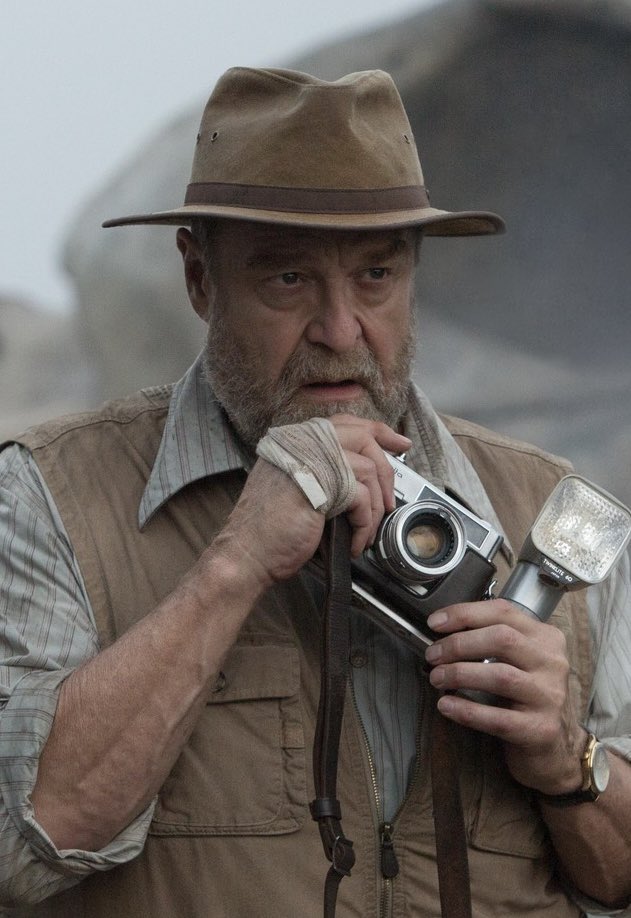 DiscussingFilm's tweet photo. John Goodman and Ian Alexander have been cast in ‘THE LAST OF US’ Season 3.

They will play a friendly duo who dub themselves “Heroes of the Highway.” https://t.co/rjObb0XAEB