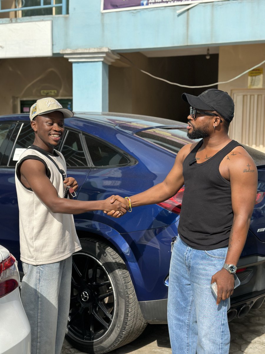 Alhaji_Dowat's tweet photo. Olajire said, If you like it. Just come and take it 😭😭 https://t.co/AO8fsKl2Lu