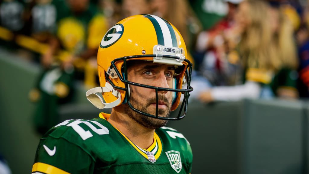 EstaRyan12's tweet photo. Aaron Rodgers really had everyone fooled. He had EVERYONE thinking Matt LaFleur and Brian Gutekunst were great at their job, when it’s the opposite. Thank you for always covering up deficiencies all over the team year in, and year out. You are severely missed 12. https://t.co/yZjosCGMyL