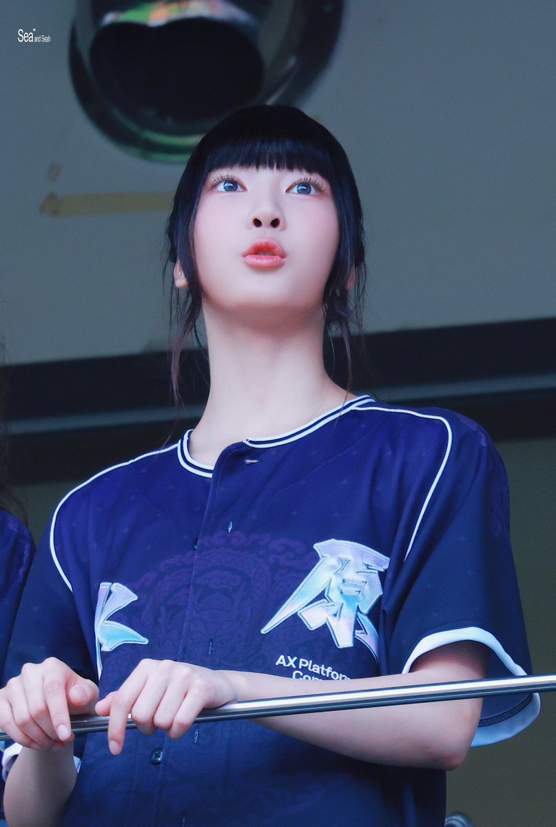 Seahandsea's tweet photo. 260926 OoO
#TUIDE #튜이드 #SEAH #세아 https://t.co/xVJp0wVWDC
