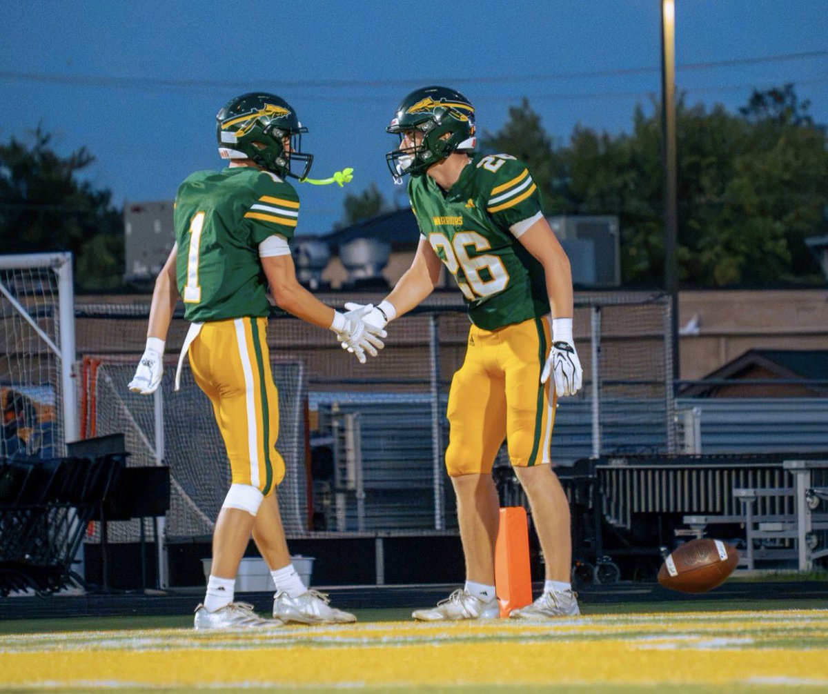 PA_TodaySports's tweet photo. The Warriors have been dominant through 5 weeks! Penn Trafford has outscored its opponents 236-43, averaging 47.5 PPG and only allowing 8.6 PPG 🤯

#WPIAL https://t.co/Gw9Xaq3HZp