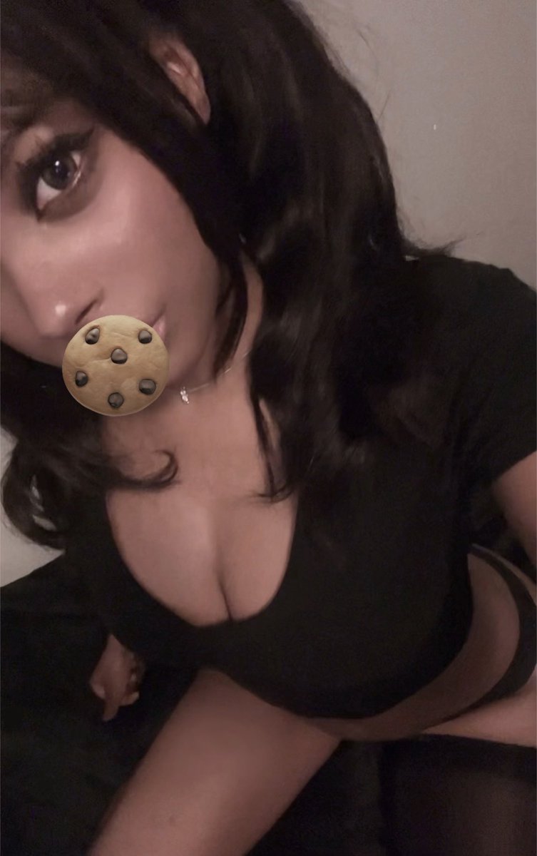 hampstcr's tweet photo. let me ruin you !! 🍪 https://t.co/Kwe5BqFzgh