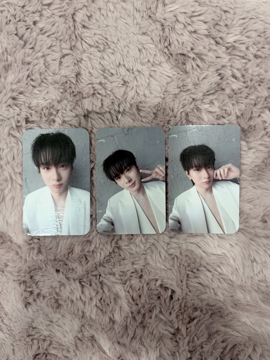 dearrinxs's tweet photo. เซลฟี่แรนด้อม โฟโต้การ์ด น้องเซฟ
ใบละ 100 ค่าส่ง 50
เหมา 3 ใบ ส่งฟรี https://t.co/N4bwVZOo09