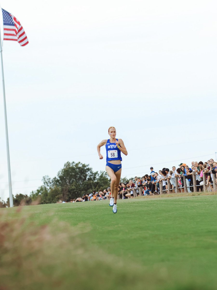 BYUTFXC's tweet photo. BYU TAKES THE W!!!!! 👑

The women’s team had all 5 scorers within the top 10 to score a 32 and take first at the Cowboy Jamboree today! 🙌 https://t.co/gA7bcCAM6U
