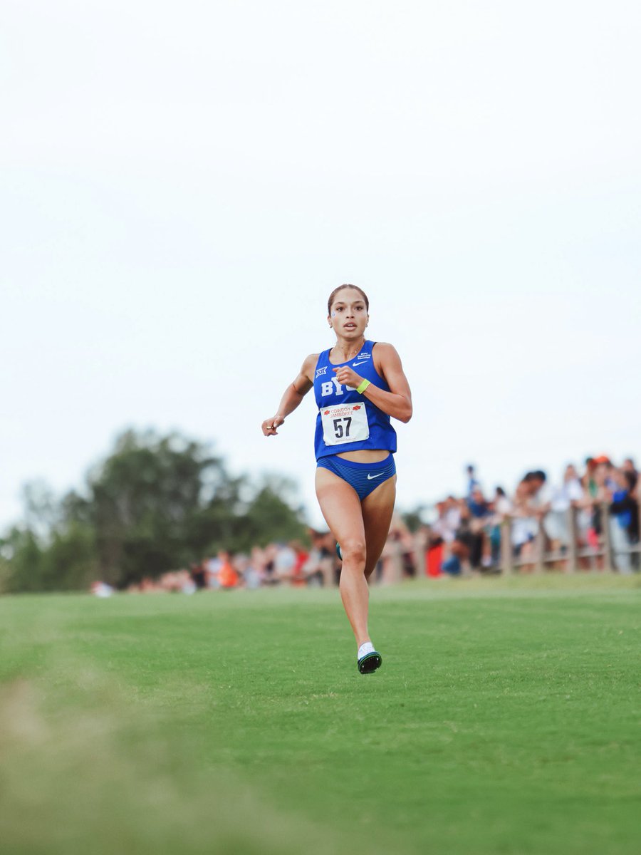 BYUTFXC's tweet photo. BYU TAKES THE W!!!!! 👑

The women’s team had all 5 scorers within the top 10 to score a 32 and take first at the Cowboy Jamboree today! 🙌 https://t.co/gA7bcCAM6U