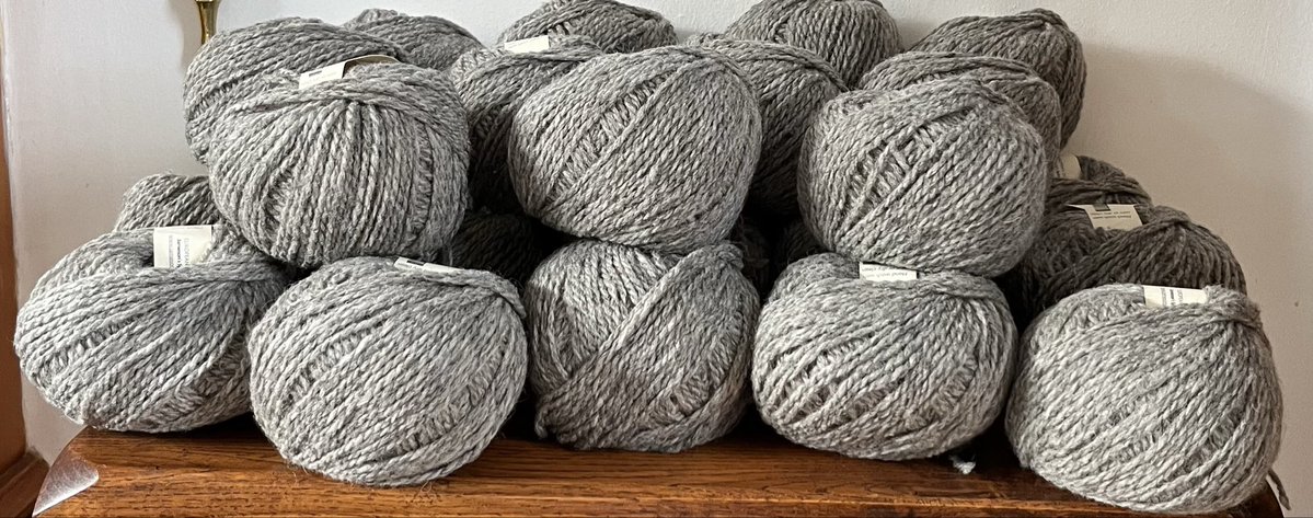 ScotKnitter's tweet photo. https://t.co/bX021uMLE1
A parcel of Shetland Aran wool has arrived for a custom order mans sweater
#MHHSBD #firsttmaster #craftbizparty https://t.co/UoqLsc6vRM