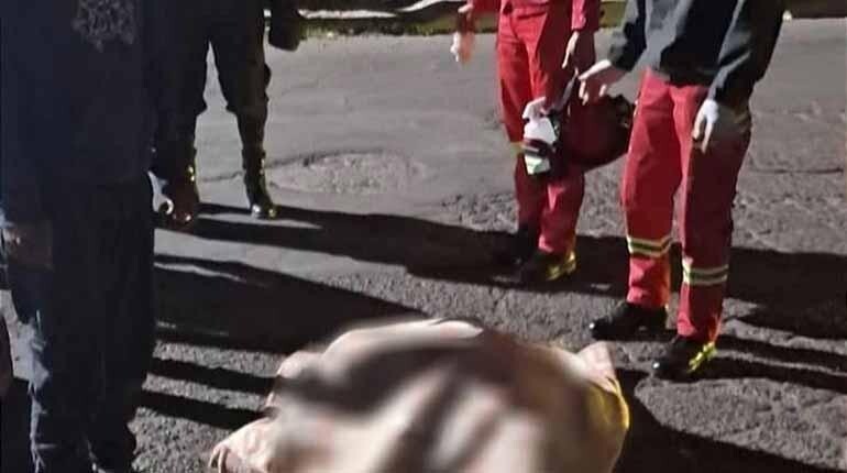 NotiBoliviaSeg's tweet photo. #NotiBolivia | Una mujer y su esposo matan a puñaladas a su tío tras una discusión en el sur de Cochabamba

Leer más en: https://t.co/nQgboX7g1O

#Bolivia https://t.co/xNrl6eqg5l