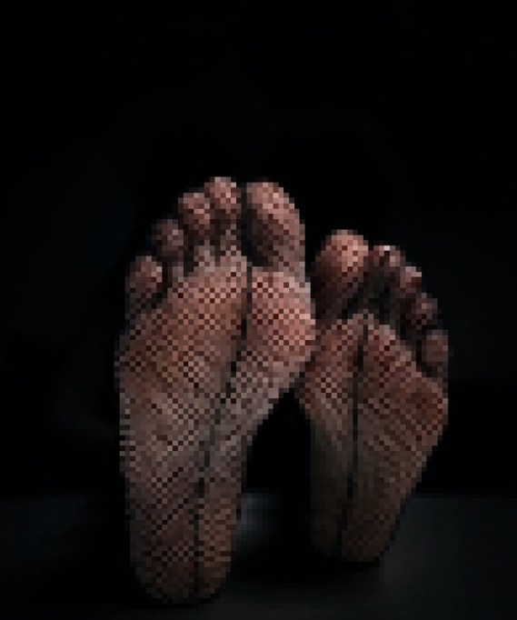 Light8184341691's tweet photo. Buonasera perdenti già sapete cosa fare se volete la foto originale 😘😘 #findom #feet #moneyslave https://t.co/16AknFgWPu