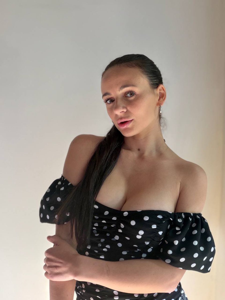 katelgxdr's tweet photo. 🌹📩❤️☀️
#хтивка #хтивіфото #SexyMonday #SexualMonday #MondayMood #OnlyFans #OnlyFansCreator https://t.co/6Dt3PMnZtB