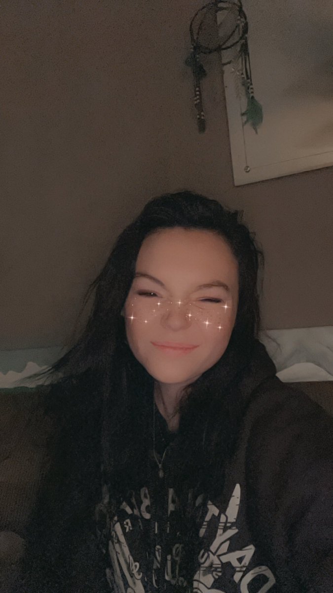 CalyPate02's tweet photo. I dont know how I feel about this app https://t.co/XgGVNi2juB