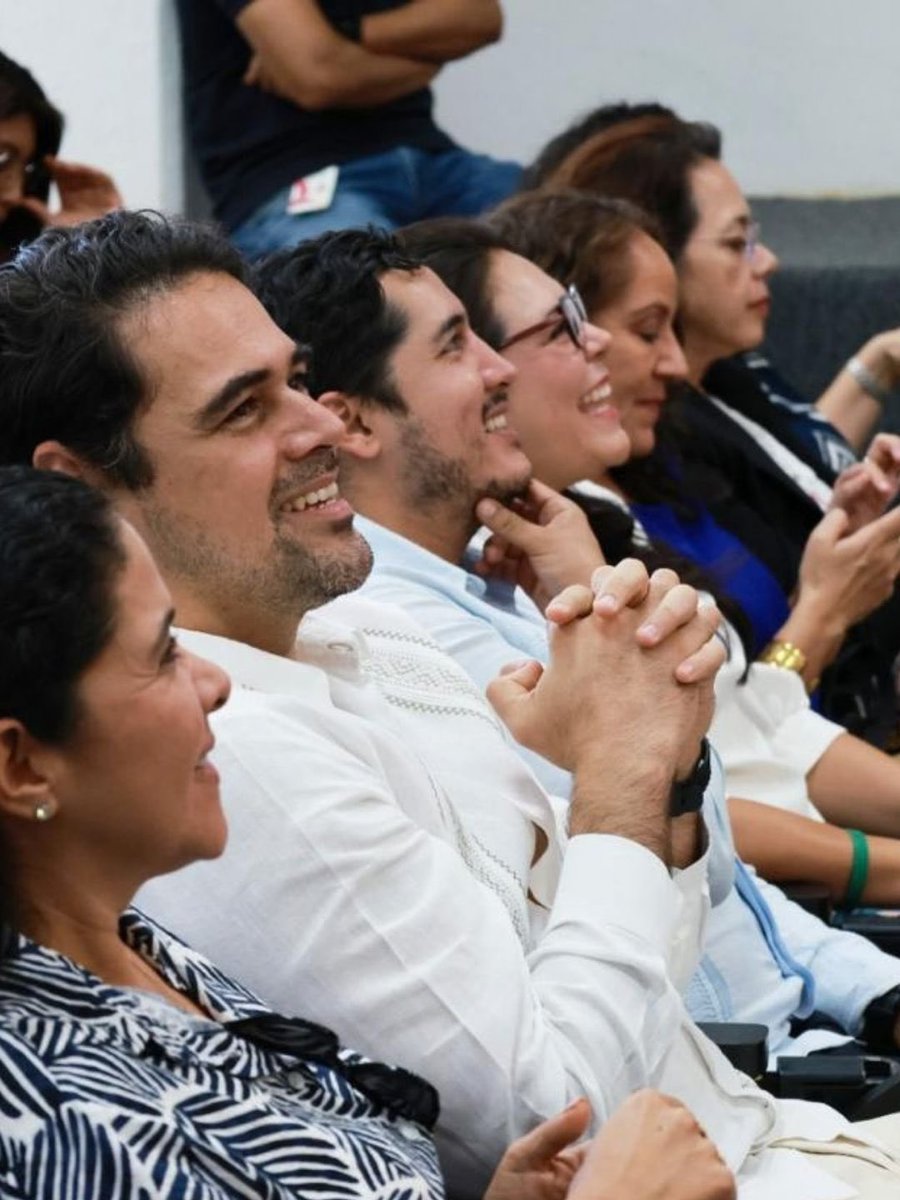 FonaturMX's tweet photo. Participamos en el VI Foro Internacional de Turismo, realizado en la Universidad Tecnológica de Cancún, con la conferencia “Turismo Comunitario". 🌿

Desde el Fonatur impulsamos acciones para consolidar al #TurismoComunitario como una herramienta de desarrollo sostenible, inclusión y prosperidad compartida para las comunidades que gestionaba y promueven su patrimonio biocultural. 🌿🤝