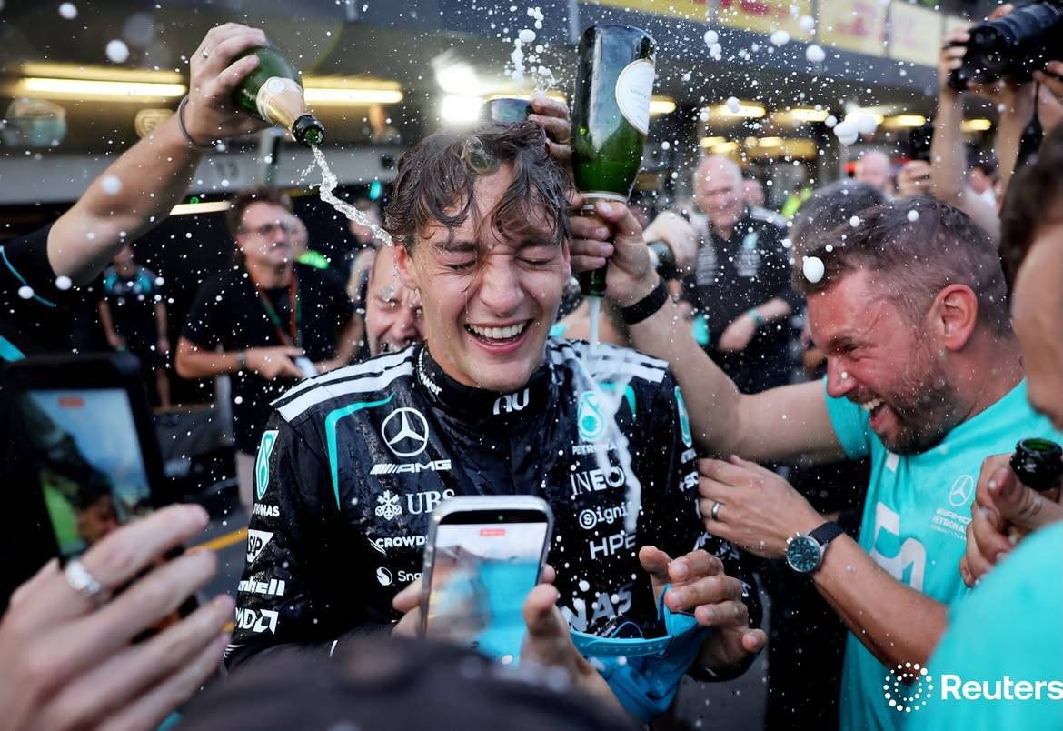 63nius's tweet photo. champagne showers https://t.co/x5m8A56oMJ