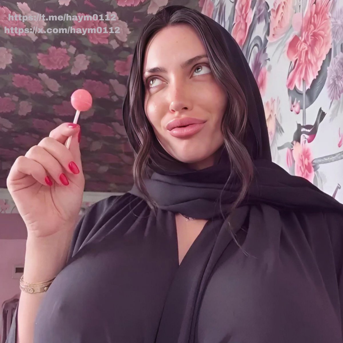 haym0112's tweet photo. إيه أكتر حاجة لفتت انتباهك في الصورة؟ 👀
🌸 الألوان — 📸 التصوير — 😊 الابتسامة — 🏞️ المكان
https://t.co/64aEGMlxkw https://t.co/9Gg25poE5I