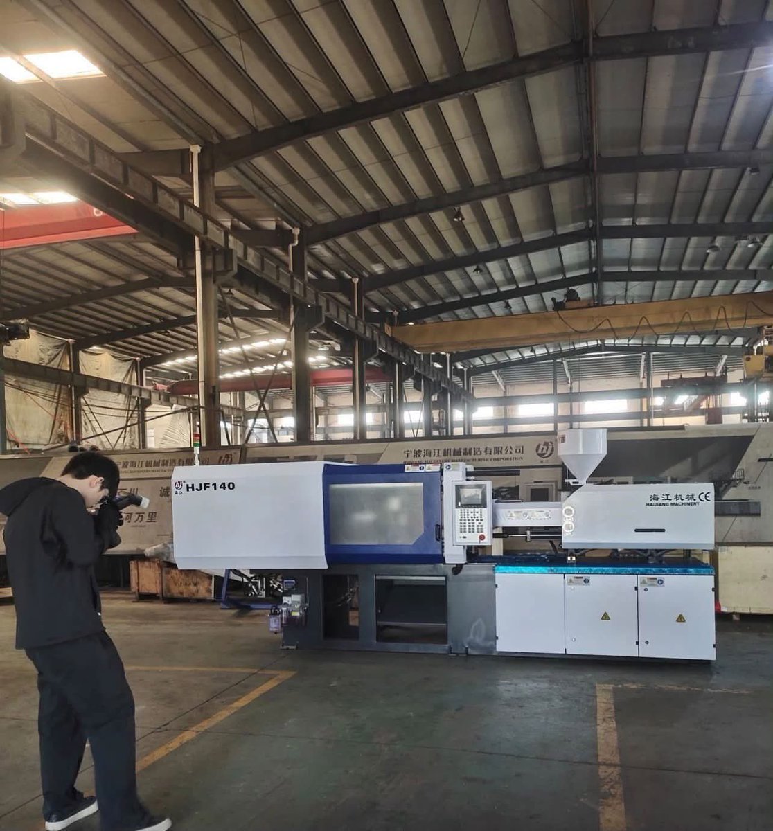 haijiamike's tweet photo. Injection molding machine https://t.co/nolkbn4kyS  WhatsApp:008618379767772(mike) https://t.co/OkuXWTtH66