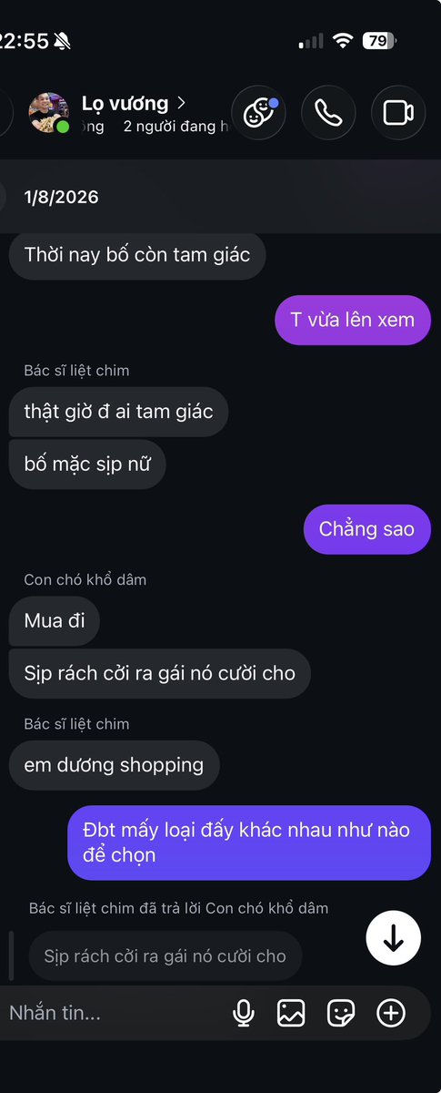 D141004's tweet photo. Mặc tam giác thì có gì sai à 😭😭😭 https://t.co/yPVJ9Ky9MA