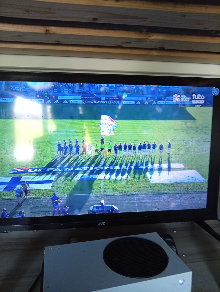 LouisGreen63509's tweet photo. @SanMarino_FA Cheering and watching San Marino on from Blackpool England, Forza Titani🇸🇲🇸🇲🇸🇲 https://t.co/S12RHSHEeN