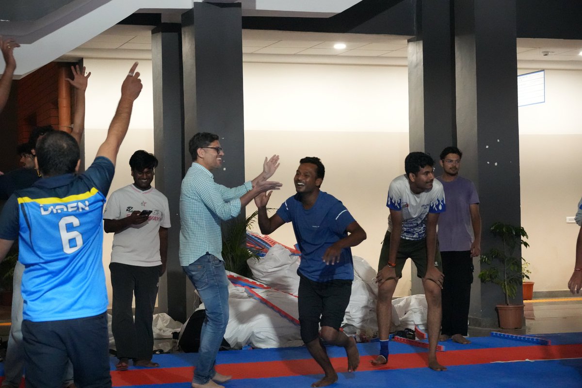 IIIT_Pune's tweet photo. #Kabaddi tournament inauguration by the Director @Vineetkansal2.

Opening match? Faculty vs Students

The same professors who challenge with problem sets in the morning were raiding, defending the court by night!

This is @IIIT_Pune. Always full of surprises.
 #SDG3 #SDG4 #SDG10 https://t.co/OieWYasvX6