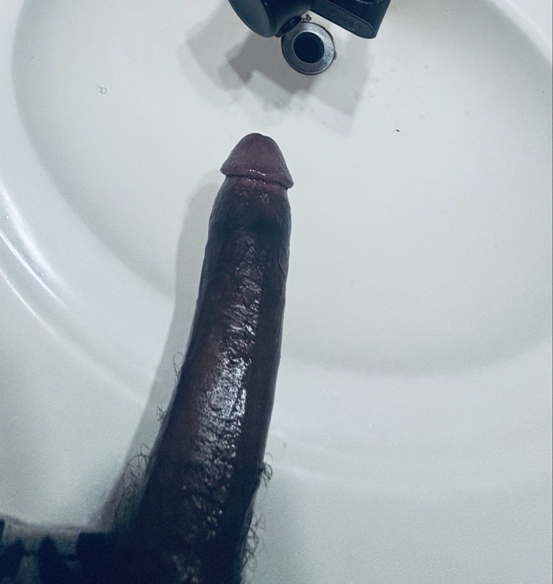 XJAYTcob's tweet photo. Morning wood ready to tribute https://t.co/styhtSfIh1