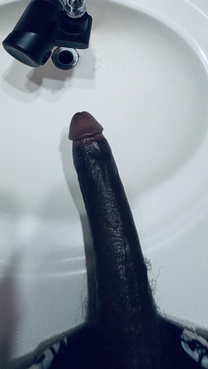 XJAYTcob's tweet photo. Morning wood ready to tribute https://t.co/styhtSfIh1