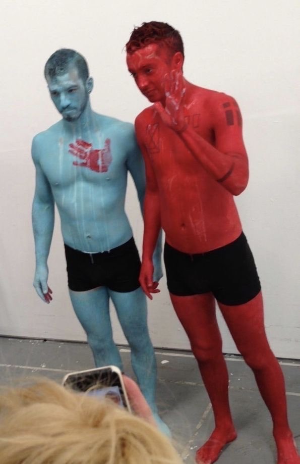 gabisnotonfiree's tweet photo. collaboratively gay VS professionally romantic together https://t.co/FVL2aZMagM