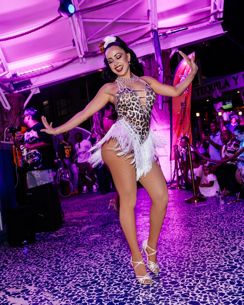 Pier5bayside's tweet photo. Living our best Miami lives, one night out at a time 🌴💃 https://t.co/mOPobSkXhb