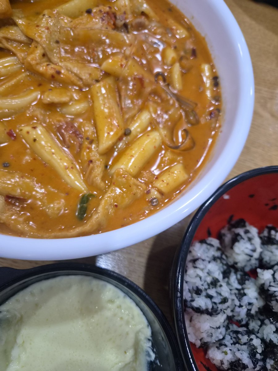 heyou__00's tweet photo. 엽떡드세요 진짜 개존맛탱!!! https://t.co/NDtLpL0QSx