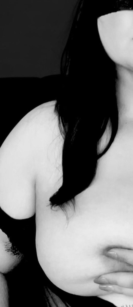 _Liizbbum99's tweet photo. Aquí me tengo que portar medio bien… y qué aburrido 😂

En Telegram y OF ya es otra historia 👀
El que quiera comprobarlo, el link está en mi perfil 😏

Luego no digan que no les avisé.

#Latina #Mexicana #Curvy https://t.co/rjwNdcAKTQ