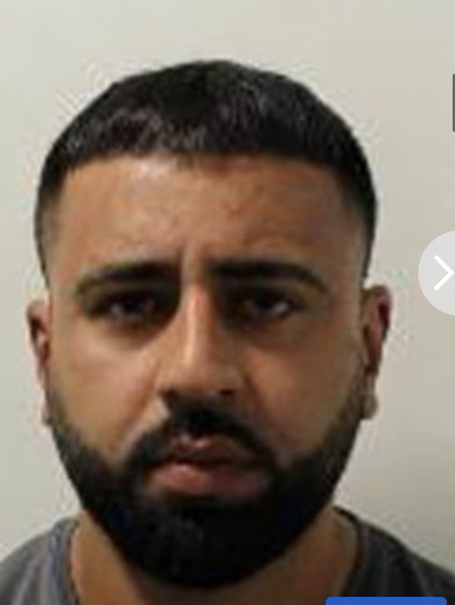 ValentinaForUSA's tweet photo. This is NOT a “17 year old boy” this is a pedophile muslim 

-He’s at least 40 years old.

-Police RELEASED him 5 times because they are complicit. 

🚨He was taking pictures of children & using AI to make child p*rn