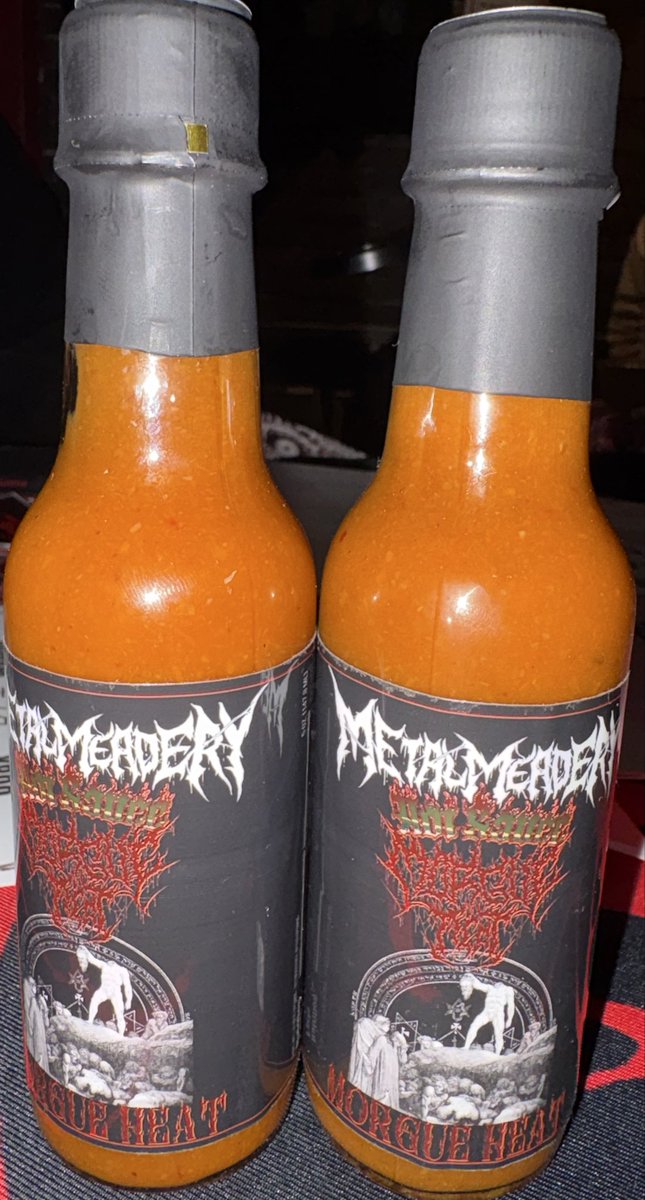 DaisukeSumida1's tweet photo. ブルータルなテキサス デスメタルをブチかましてくれたMORGUE MEATの、オリジナルホットソースが売られてました!!🔥🔥🔥🌶️
やっぱ、激辛なんですかねェ〜🤔

#MorgueMeat
　#HotSource #Original
　　#Merchandise

#DeathMetal #Texas #TXDM https://t.co/MwdC6yuNeL