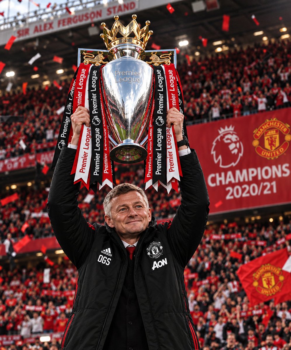 UnitedKyuubi's tweet photo. Sacked my manager and took away my captain's armband after winning the league 🤦🏽‍♂️ https://t.co/3CwwqEpuyg