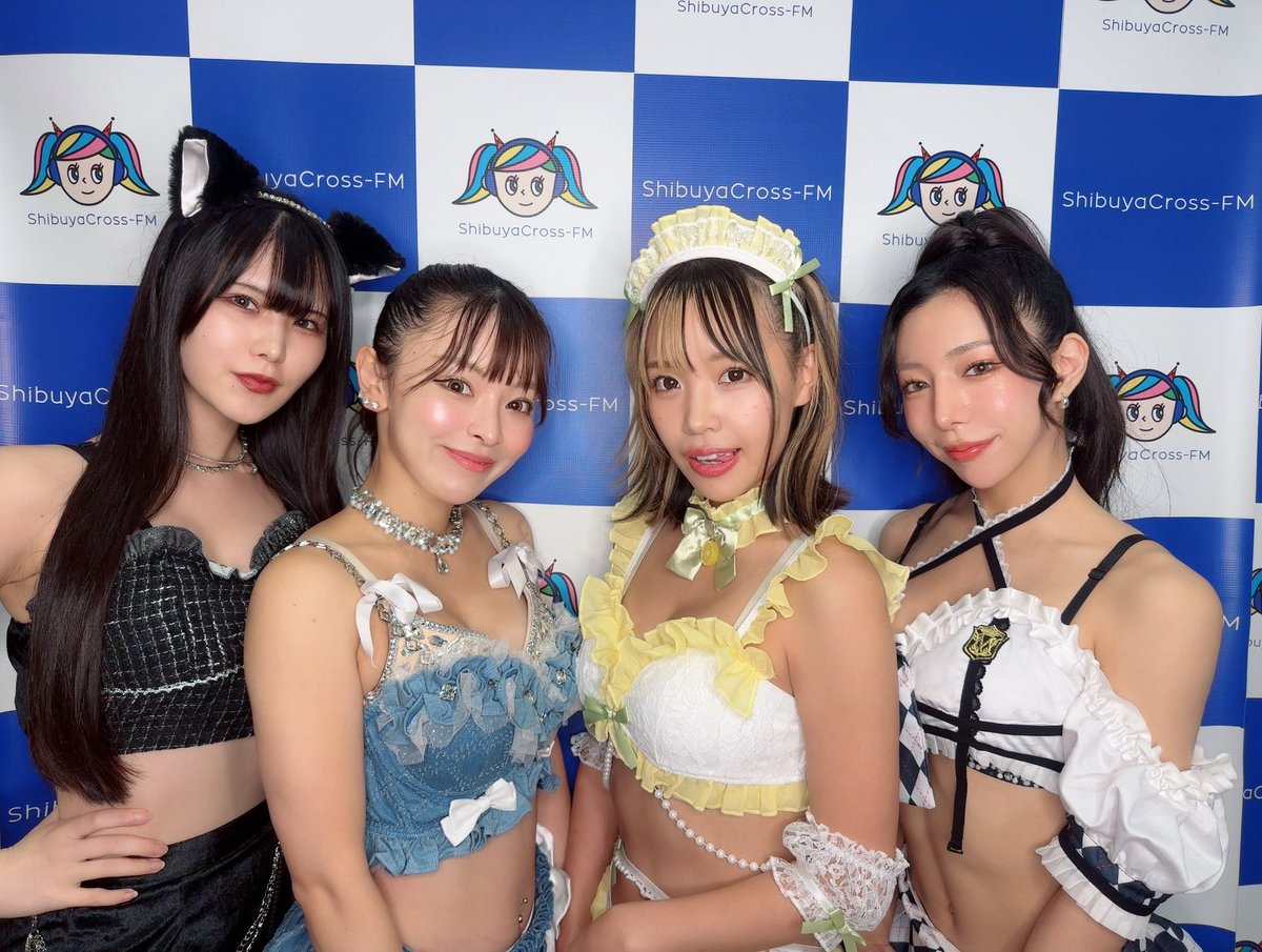 mio_spark_'s tweet photo. 本日ラジオ出演から #すぱすぱ 2〜3部まで
会いに来てくれたみんな、ありがとうございました❣️🥰

ラジオ、ちゃんとお話できてたかな〜？😂💓
みんなとプライベートな話からすぱすぱトークまで楽しくお話できてすごく嬉しかったーーー😍✨

雨の中、スタジオまで駆けつけてくれたみんなも本当にありがとう😭💗
ラジオが始まる頃には雨も止んでくれてよかったぁ🥹☀️

今日ラジオ見逃しちゃった方も、
YouTubeで見られるので
【すぱすぱのラヂオ】で検索してみてね❣️📻✨

※1週間くらいで更新される予定です🥰

今日も一緒に楽しい時間を過ごしてくれてありがとうーーー❤️‍🔥

@63angelradio