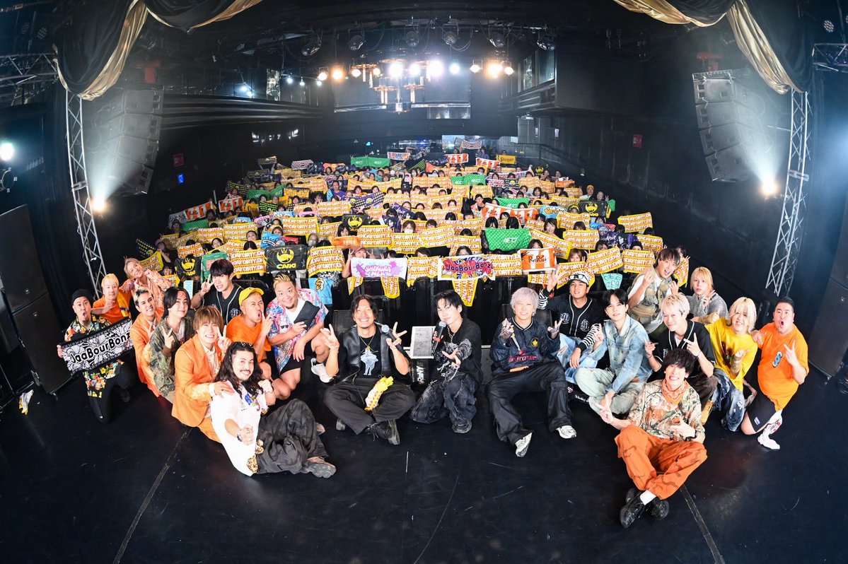 jbb_crew's tweet photo. 本日は名古屋🏯 MDJ presents.「 DELA SUMMIT vol.12 」@NAGOYA ReNY limited
#MDJ 9周年のお祝いに㊗️
みんな同じ人間😊JBBらしく盛り上げ、応援歌も届けてきました!ずっーと会場が愛に溢れてたね🫶楽しかったー😆MDJありがとう&おめでとう&頑張ろー!&これからもよろっ👏
#ジャアバーボンズ #名古屋 https://t.co/HkaeaNZA3t