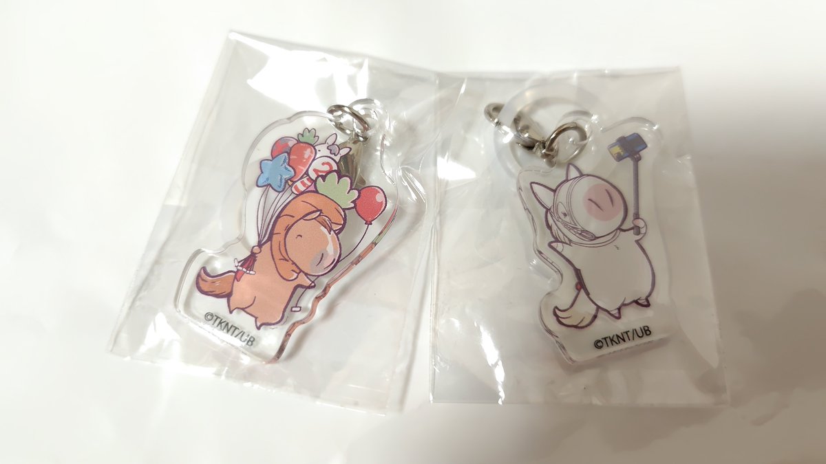 michimalo's tweet photo. たまたまUMAbredのPOPUPショップにも立ち寄れてよかった😭😭🙏オルフェがいっぱい！！！WINSにも行けてハッピー🙌紙で残しておきたいのです🐎 https://t.co/uQg1iZQWYQ