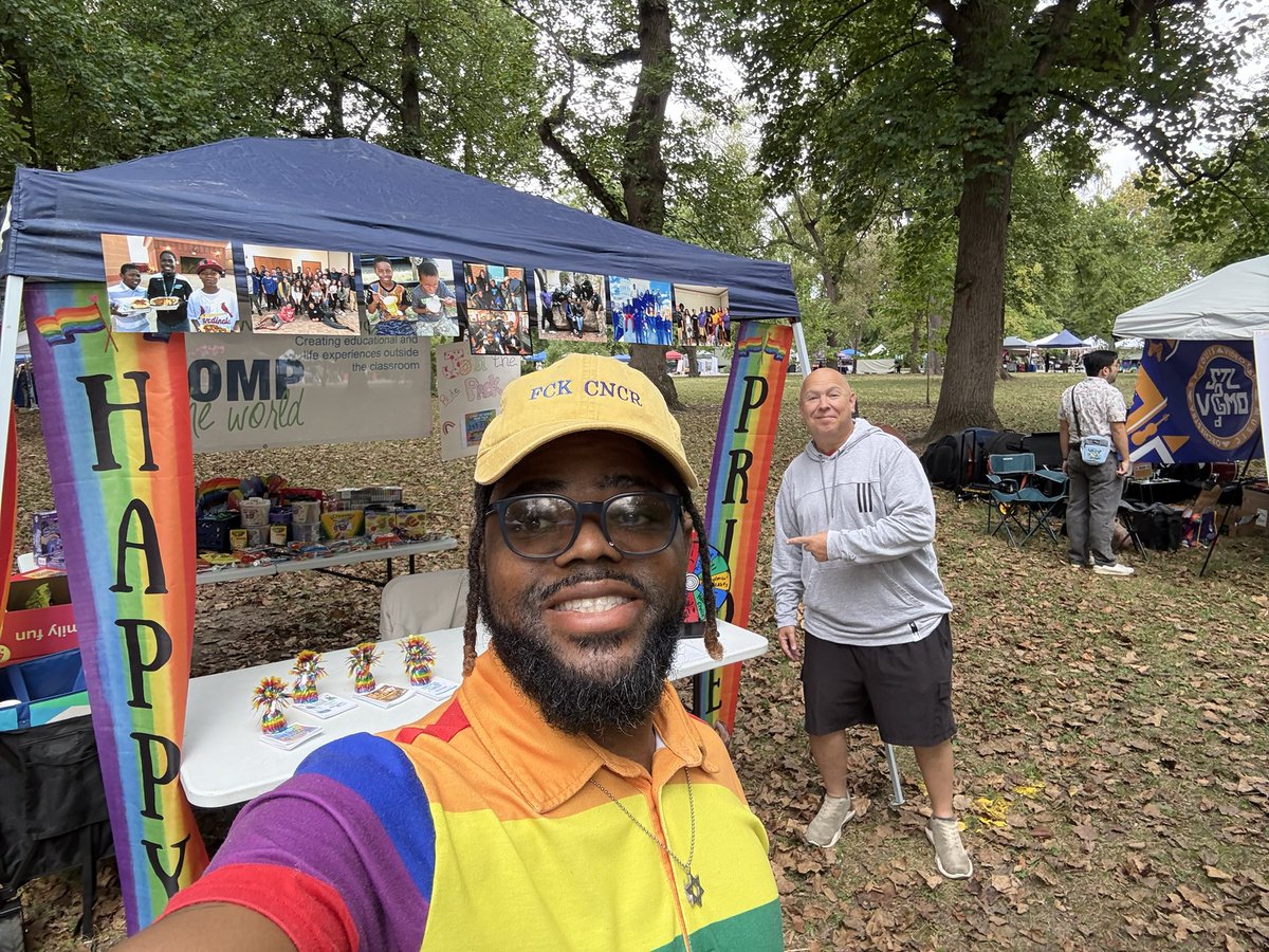 stomptheworld's tweet photo. Come see us this weekend at Tower Grove Pride! #stl #stlnonprofit #stlouispride #TowerGrovePride @towergrovepride https://t.co/XusH7mgjVE