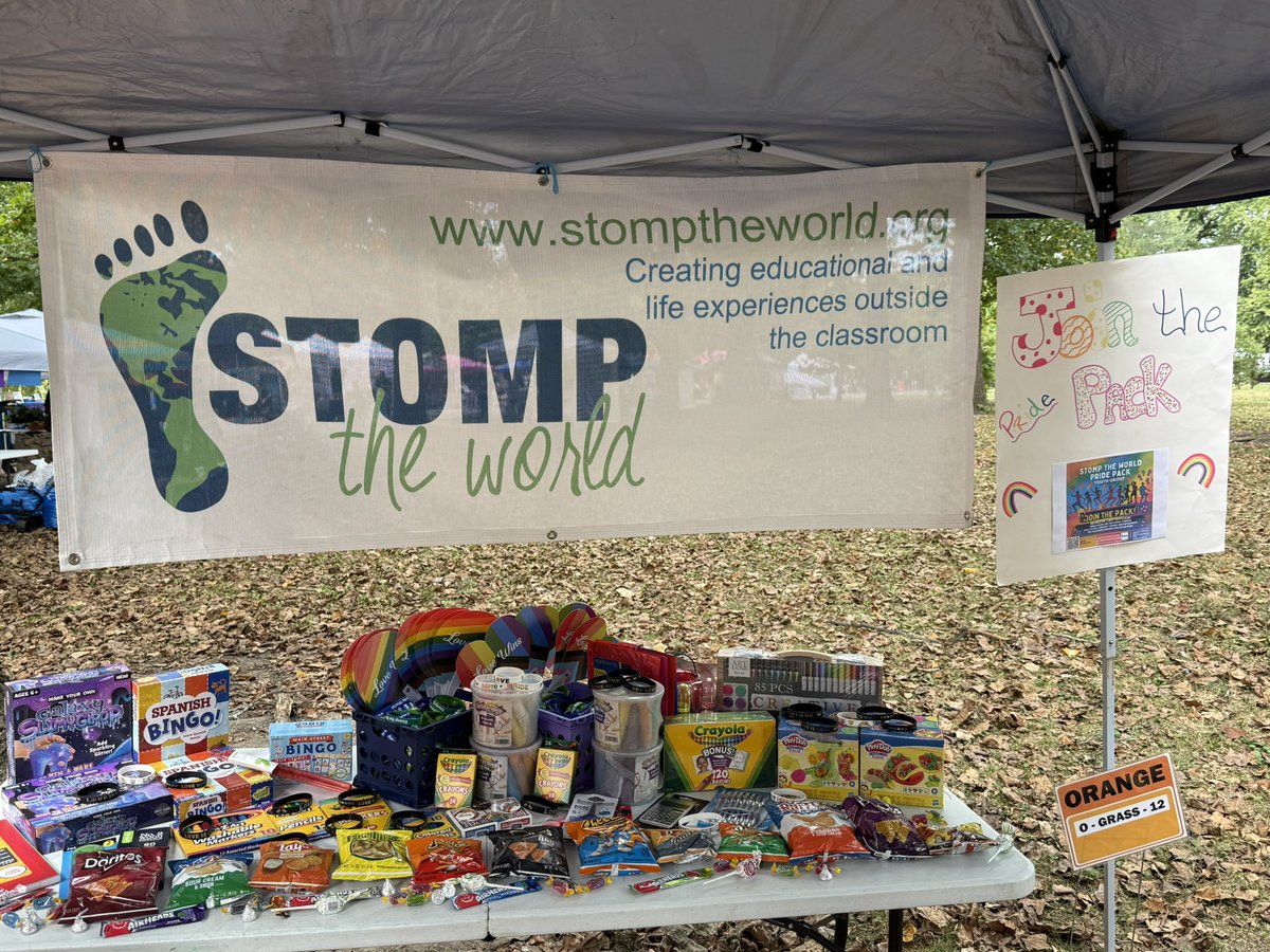 stomptheworld's tweet photo. Come see us this weekend at Tower Grove Pride! #stl #stlnonprofit #stlouispride #TowerGrovePride @towergrovepride https://t.co/XusH7mgjVE
