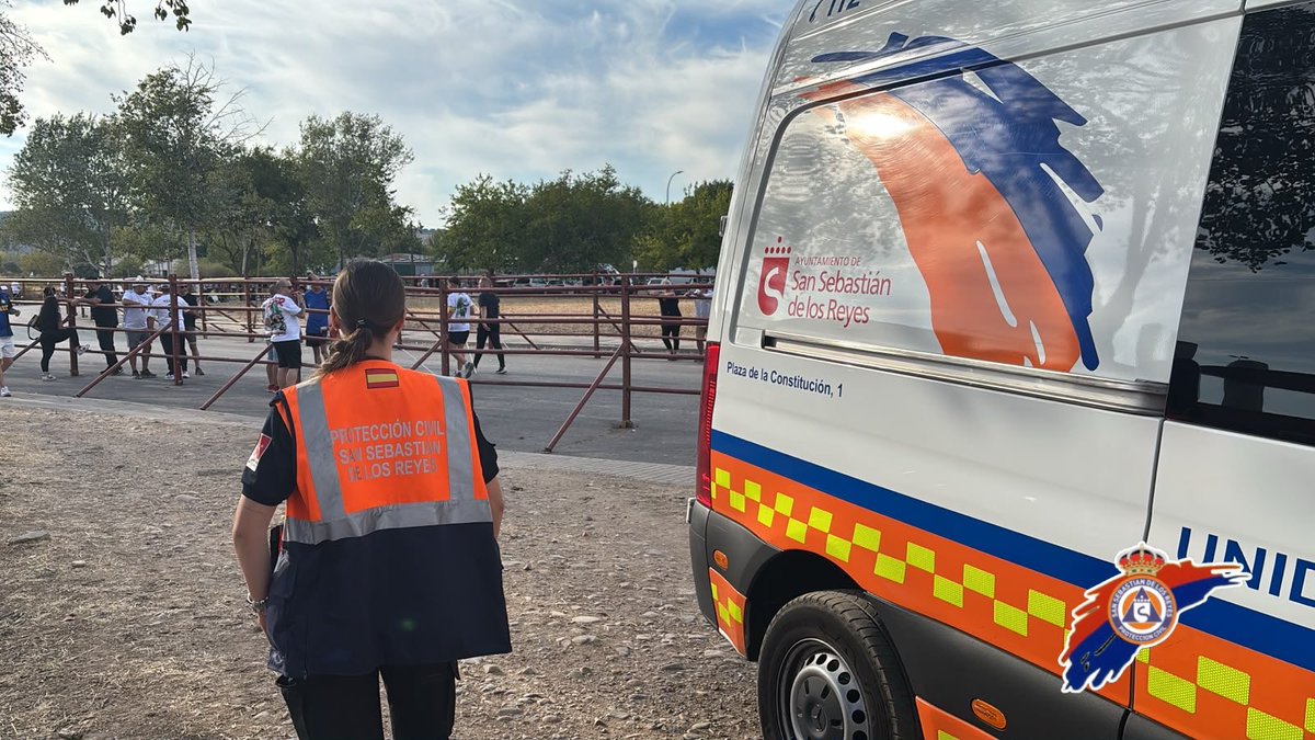 ProteSanse's tweet photo. 🐂 Esta tarde estamos colaborando con Protección Civil de Velilla de San Antonio en sus encierros.

Nuestros compañeros ya están desplegados y compartiendo servicio con ellos. 🚑💪

¡Cuando toca echar una mano, allí estamos! 

#ProteSanse #LasProtesCuentan https://t.co/kxM8LGdS0G
