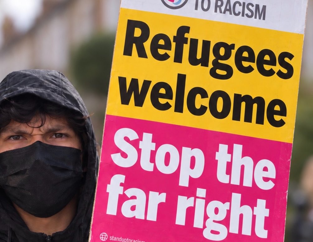 darrengrimes's tweet photo. How come face coverings are ok when they’re being used to prevent right wing parties from leafletting? https://t.co/wTRwdwWEzR