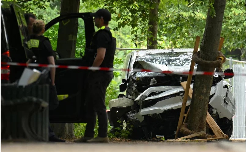 lillianthomasun's tweet photo. Germany has vowed to bring those responsible to justice after an attack linked to Berlin Pride. Police are searching for the suspect, while the incident renews debate over public safety, hate crimes, and protecting communities at public events. https://t.co/qX9GJY06GV
