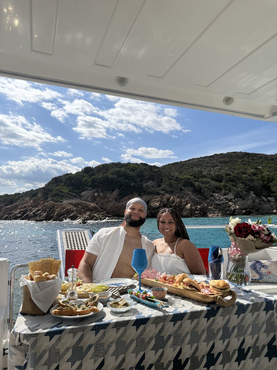 _joshmcintyre_'s tweet photo. My wife &amp; I in:

Ghana 🇬🇭 
Portugal 🇵🇹 
Italy 🇮🇹 
Japan 🇯🇵 https://t.co/wanIEnbBUA