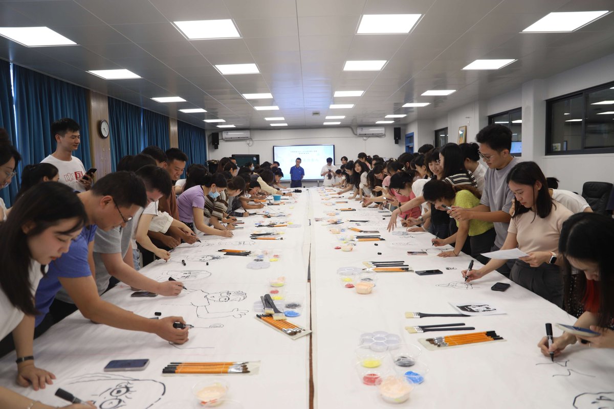 TerryLogsdagy4's tweet photo. Gran evento del club de arte este sábado! Taller de pintura para principiantes, materiales gratuitos y café caliente. No te lo pierdas, todos son bienvenidos! https://t.co/Laacjqfmpo