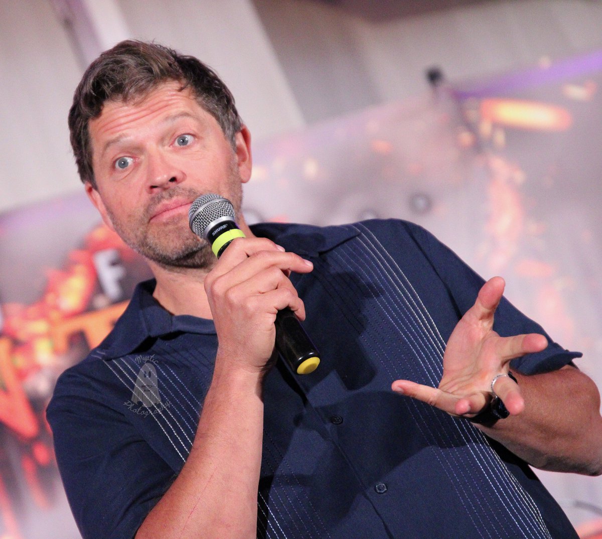 __mysticphotos's tweet photo. So feeling the fomo with those at #spncharlotte. I hope error has a great weekend. #mishacollins #spnnj #spnfamily @mishacollins https://t.co/QSlqC1nNIu