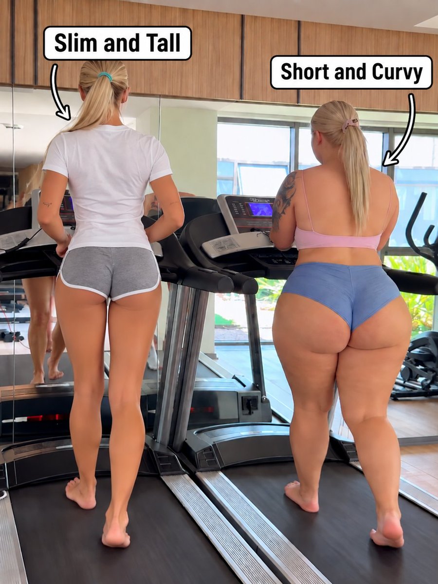 Jesii_ca_M's tweet photo. Dear men, what's your choice?? https://t.co/DeN7CF1hBi