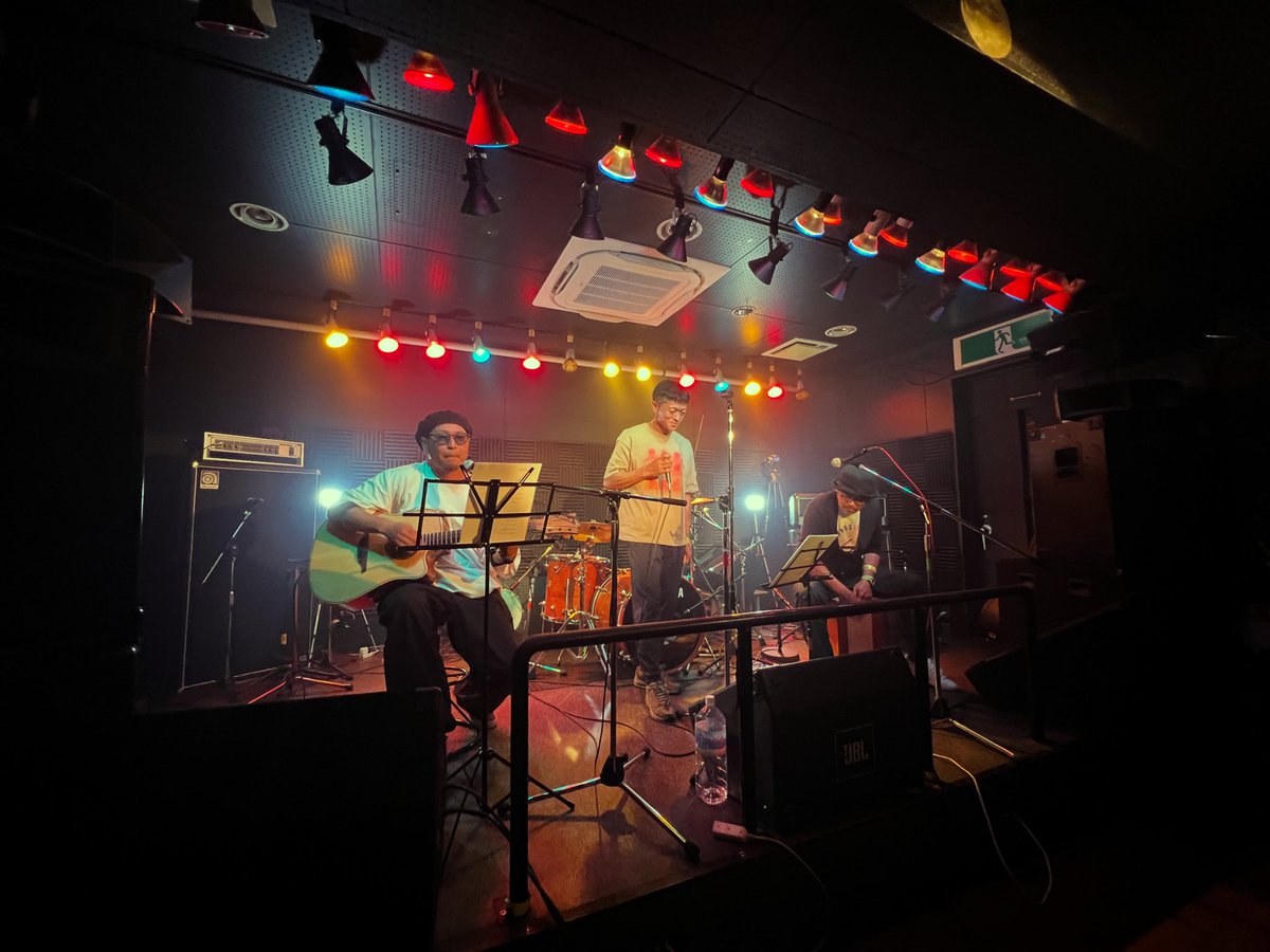 bob_kashima's tweet photo. 【EVENT REPORT】
JUNK CRASH
2026.9.26.
BOB CON. Vol.225
#JUNKCRASH #BOBCON #BOBCON225 #ボブライブリポート #ボブイベントリポート #鹿嶋市 #鹿嶋市音楽 #茨城県 #弾き語り #ボブ楽器店 #musicshopbob https://t.co/fdKmKzvu0Y