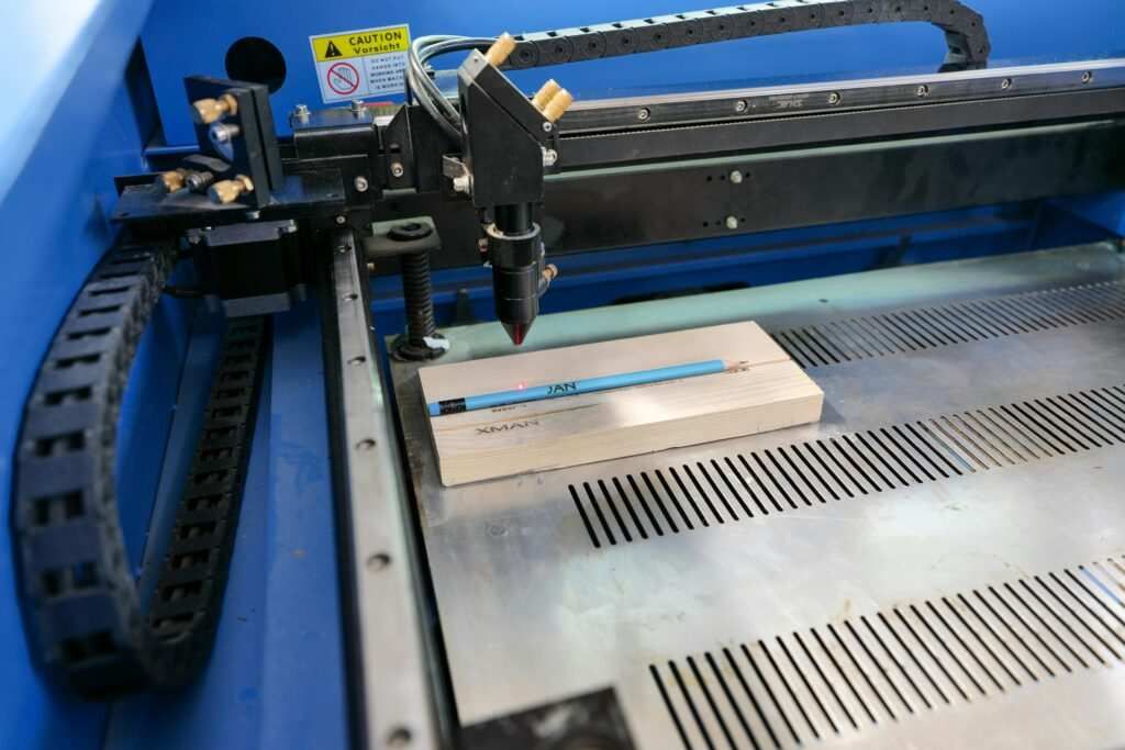 LibraryLaser's tweet photo. 📌 Optimize your Projects: Secrets from Professionals in Laser Cutters 
https://t.co/rpc51seNvd
.
.
.
.
#lasercut #lasercutting #lasercutter #lasercutwood https://t.co/1XUYa9I12r