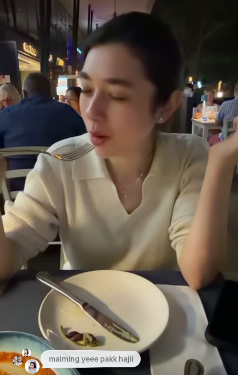 Twittysweetie_'s tweet photo. Pak haji Andre dan Amanda Rigby lagi honeymoon di mana??? https://t.co/vYEvzrZGKY